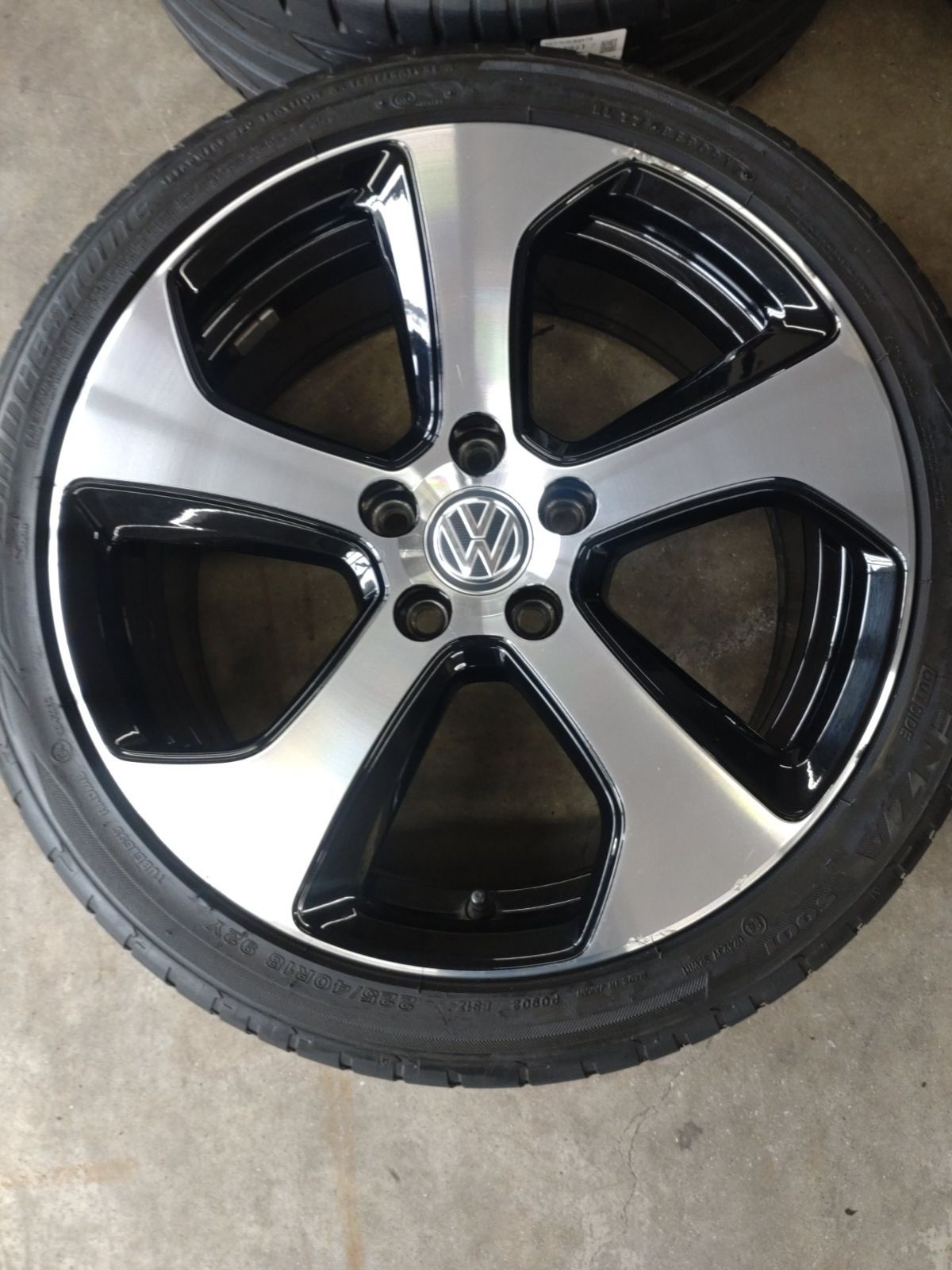 ゴルフR純正ホイール フォルクスワーゲン18インチ7.5JPCD112