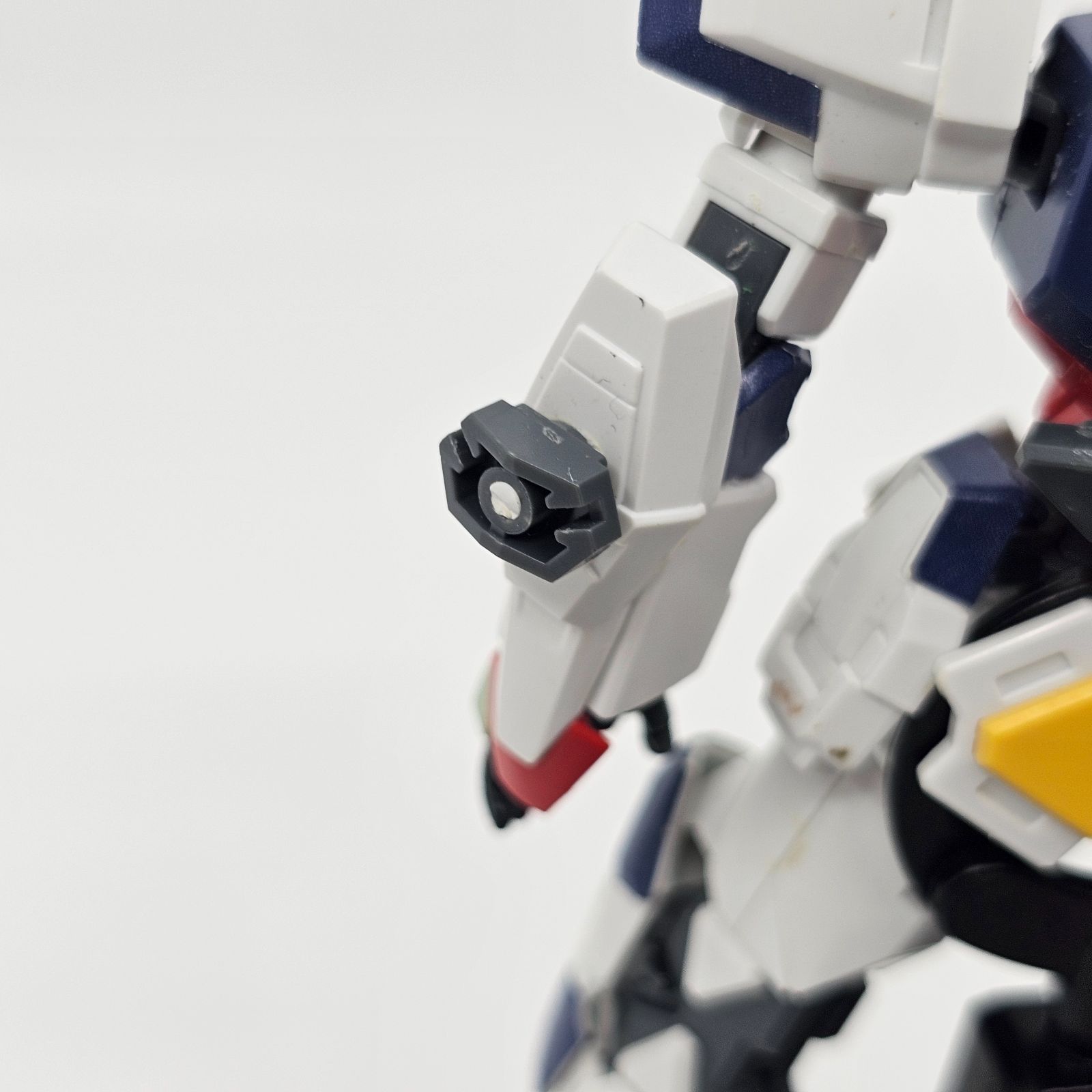 HG ビギニングガンダム（ブレードアンテナ等欠品） ガンプラ