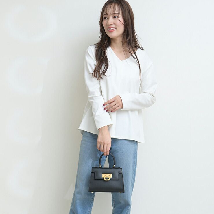 【美品】カルボッティ　バッグ CARBOTTI】カルボッティは