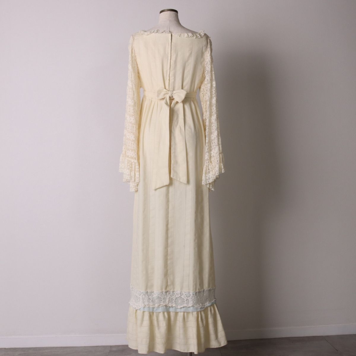 古着 フリル付き マキシ丈 長袖 フ ワンピース レディースM相当|eaa575106