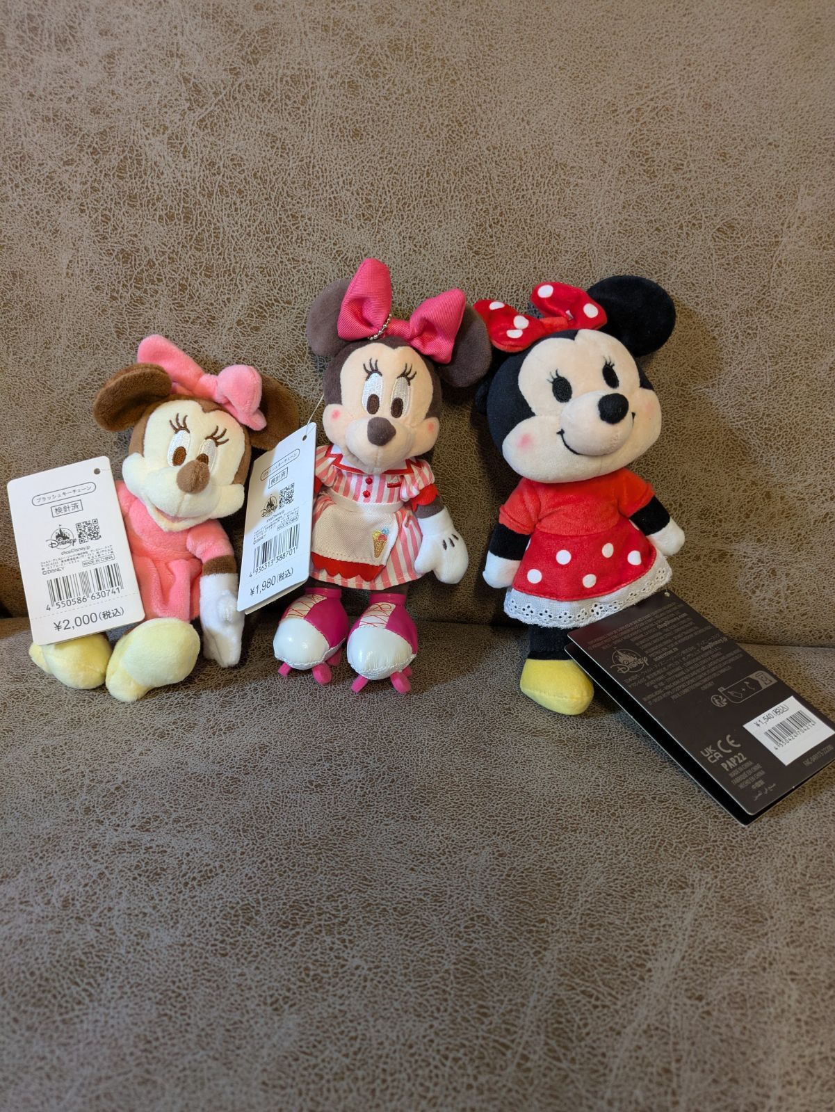 ☆DISNEY STORE 新品タグ付 お顔厳選 ギフト プレゼント - メルカリ