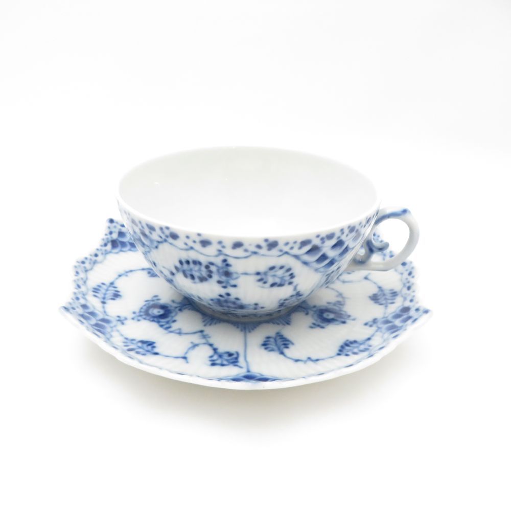 ROYAL COPENHAGEN ロイヤルコペンハーゲン ブルーフルーテッドフルレース ティーカップ＆ソーサー 1客 SC7764A1