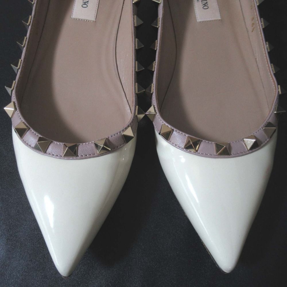 未使用VALENTINOロックスタッズパンプス白アイボリー36/23.5cm 美品 VALENTINO GARAVANI ヴァレンティノ ロックスタッズ ポインテッド