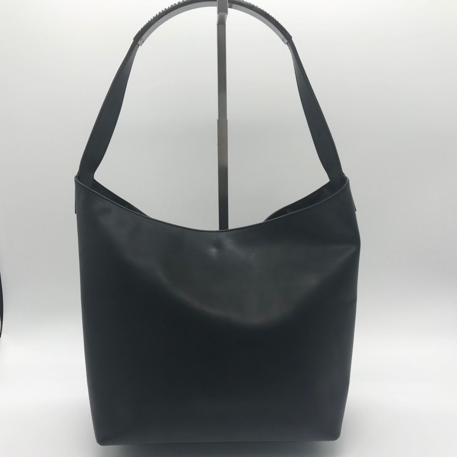 美品 GUCCI グッチ ショルダーバッグ ワンショルダーバッグ メタル 
