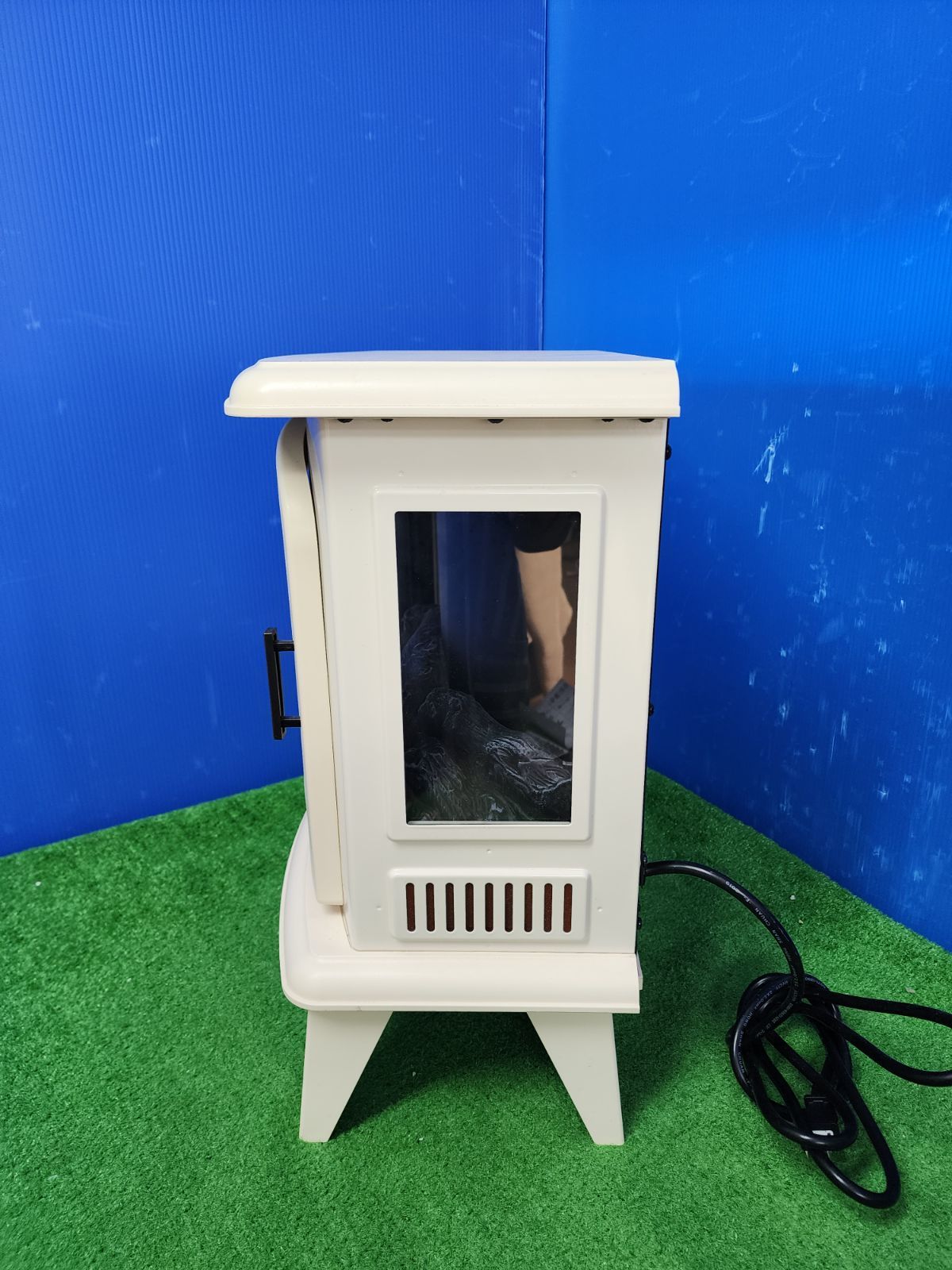 ☆美品☆ ニトリ 暖炉型ファンヒーター BLT-999B-8-BK ミドルワイド 美