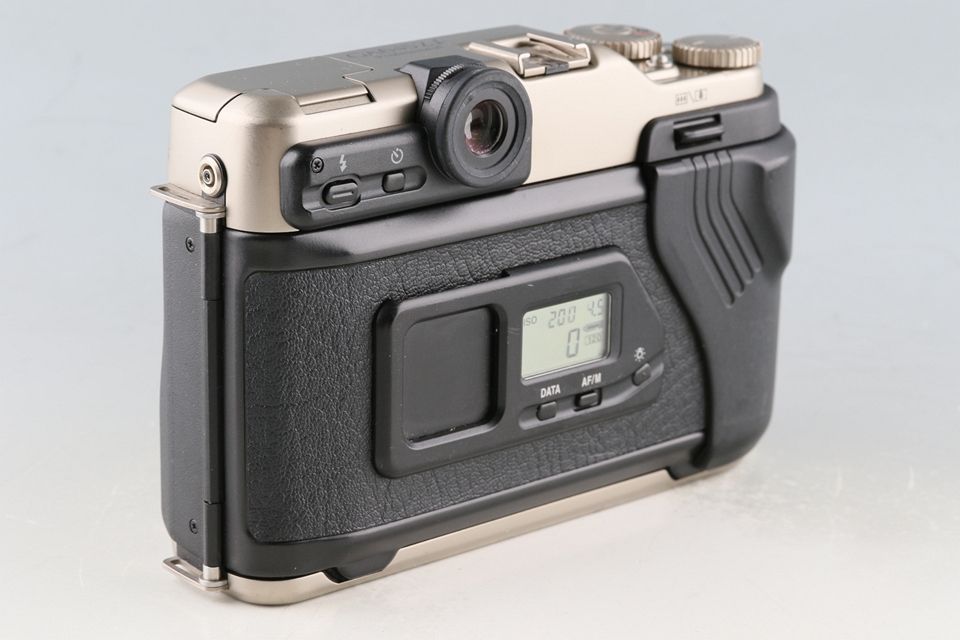 ［完動品］FUJIFILM GA645Zi #27-0406 Camera Geekery: Fujifilm GA645Zi - Japan Camera Hunter