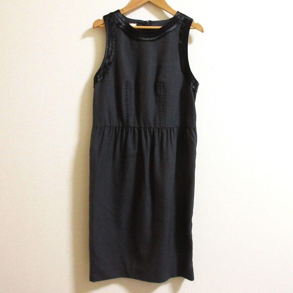 MARNI ノースリーブひざ丈ワンピース MARNI - MARNI マルニ ワンピース ノースリーブ 花柄 Vネック