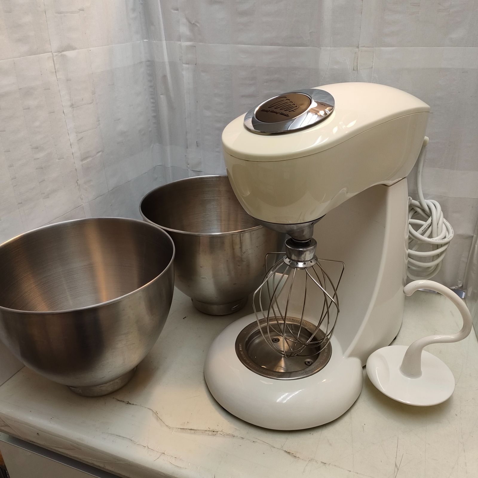 貝印 スタンドミキサー メランジュールロボ ボール2個付(1個新品) 美品