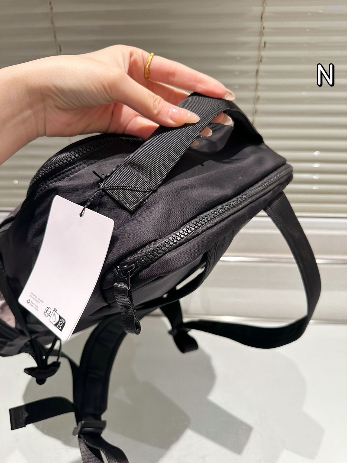 専用出品ルルレモン 今日特価】Lululemon New Crew バックパック 22L-WTO輸入1