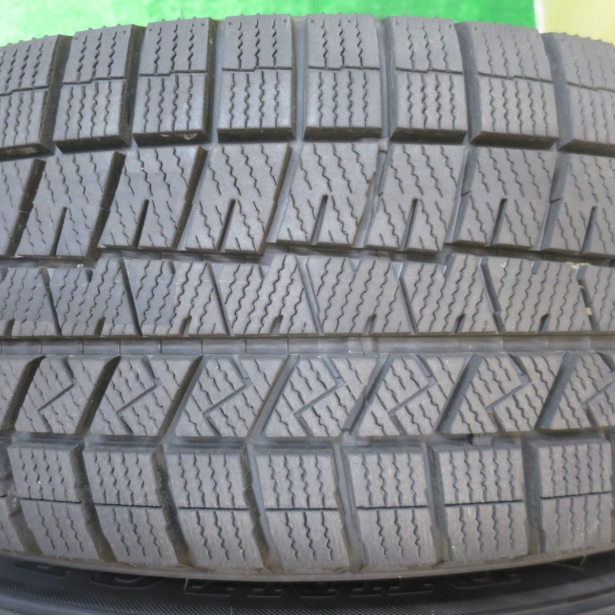 バリ溝 24年 キレイ 9.5分以上 スタッドレス 225|65R17 ダンロップ ウインターマックス03 ravrion RS01 ラブリオン 17インチ PCD114.3|5H 5101601NJス TRITUETUBI_COM