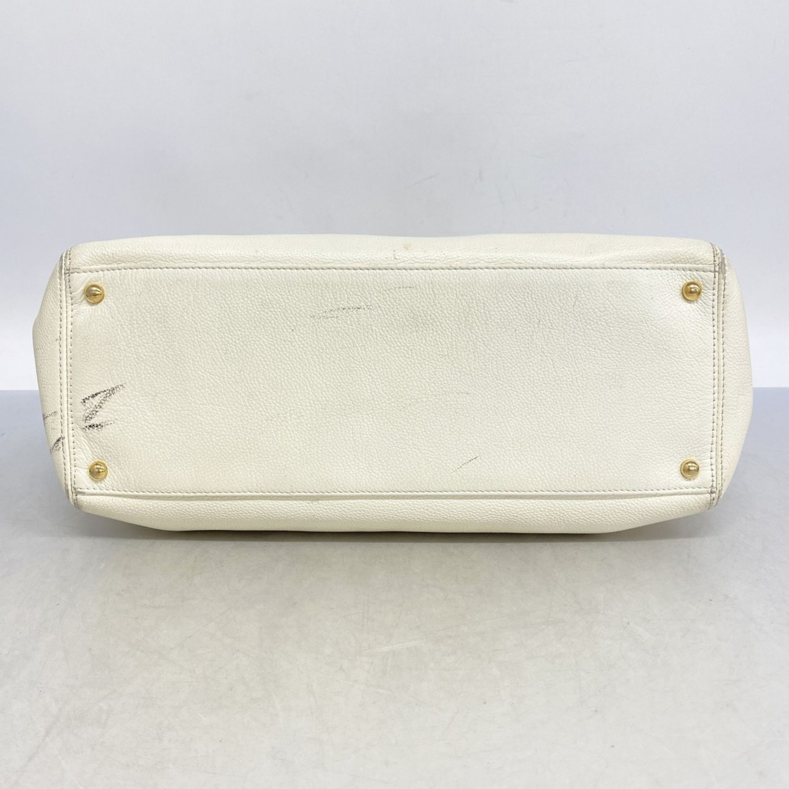 シャネル レザー エグゼクティブ トートバッグ ハンドバッグ　ホワイト 楽天市場】CHANEL シャネル 2.55 エグゼクティブ トートバッグ