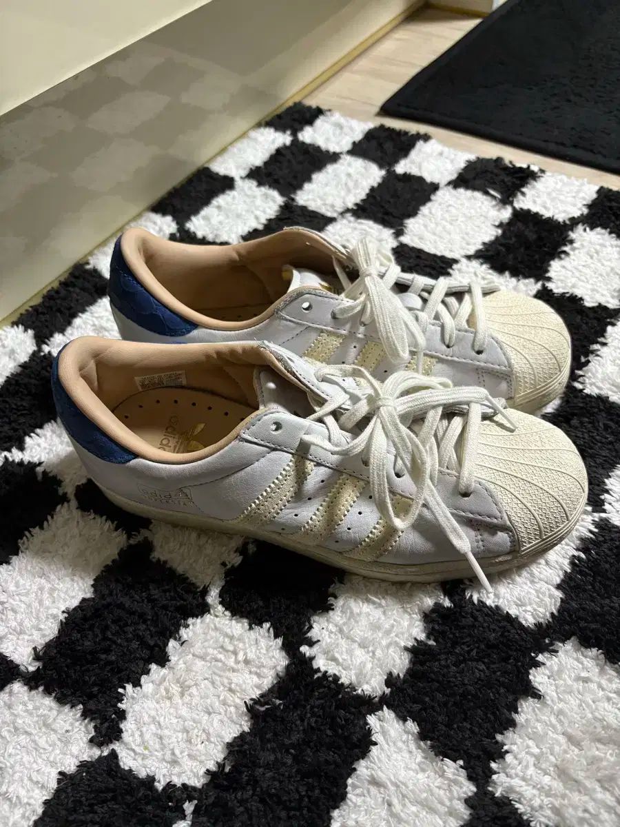 adidas アディダス スーパースター 240