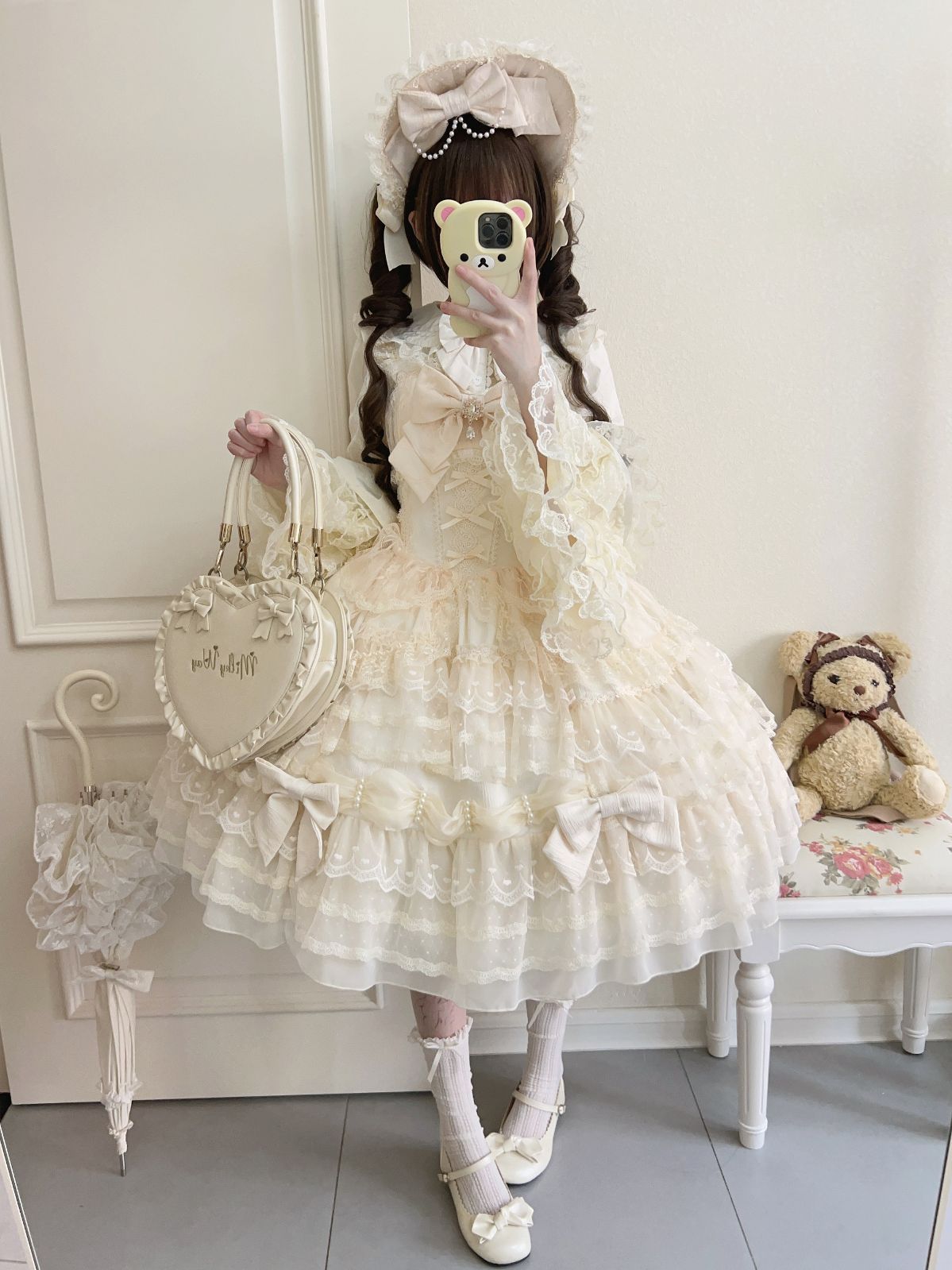 冬用 ロリータドレス JSK吊りスカート 多層レース＆リボン装飾 ドール風 甘ロリ 豪華デザイン 撮影会 推し活 イベント用 プレゼントにも最適 ベージュ