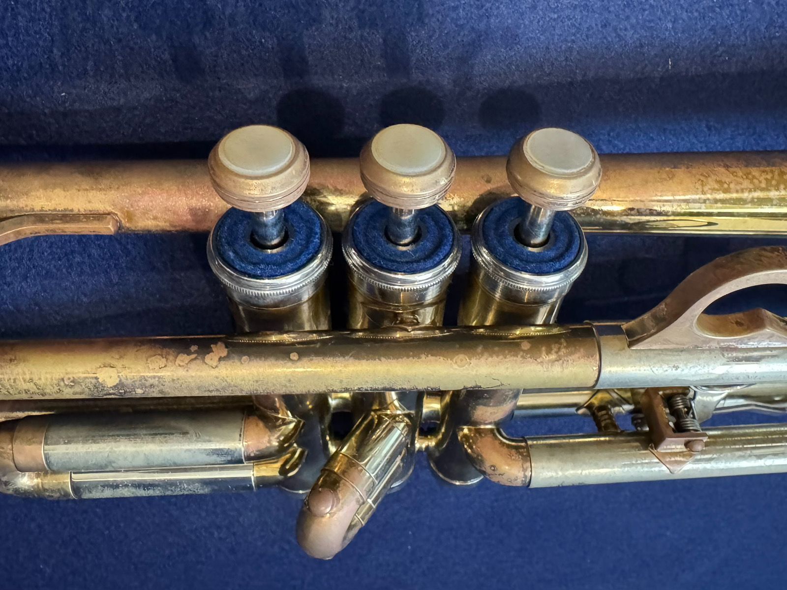 彫刻入り　セルマー　インビクタ　トランペット　管楽器　吹奏楽 彫刻入り セルマー インビクタ トランペット 管楽器 吹奏楽 彫刻入り