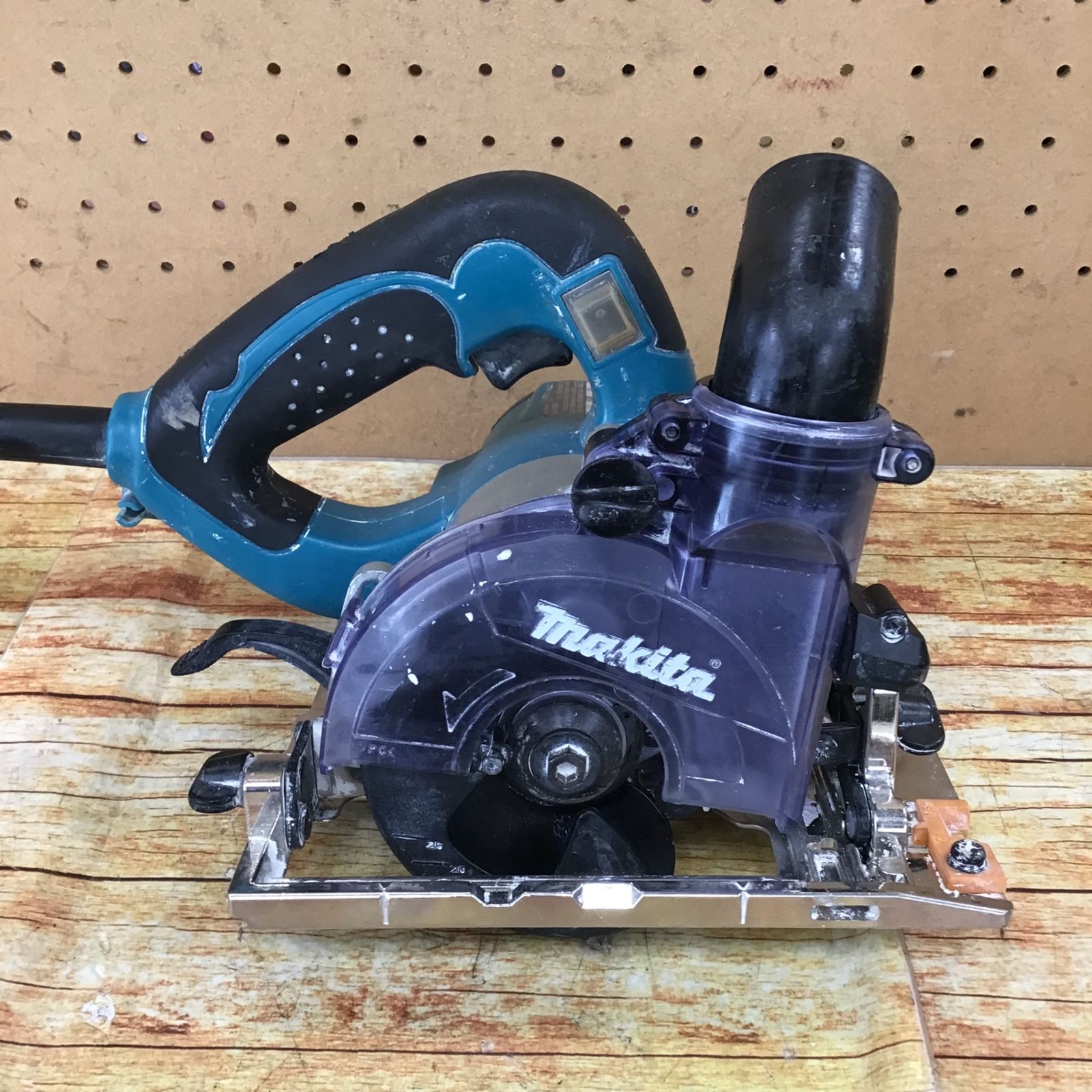 Makita - ☆中古品☆ makita マキタ 100V 100mm 防じんマルノコ