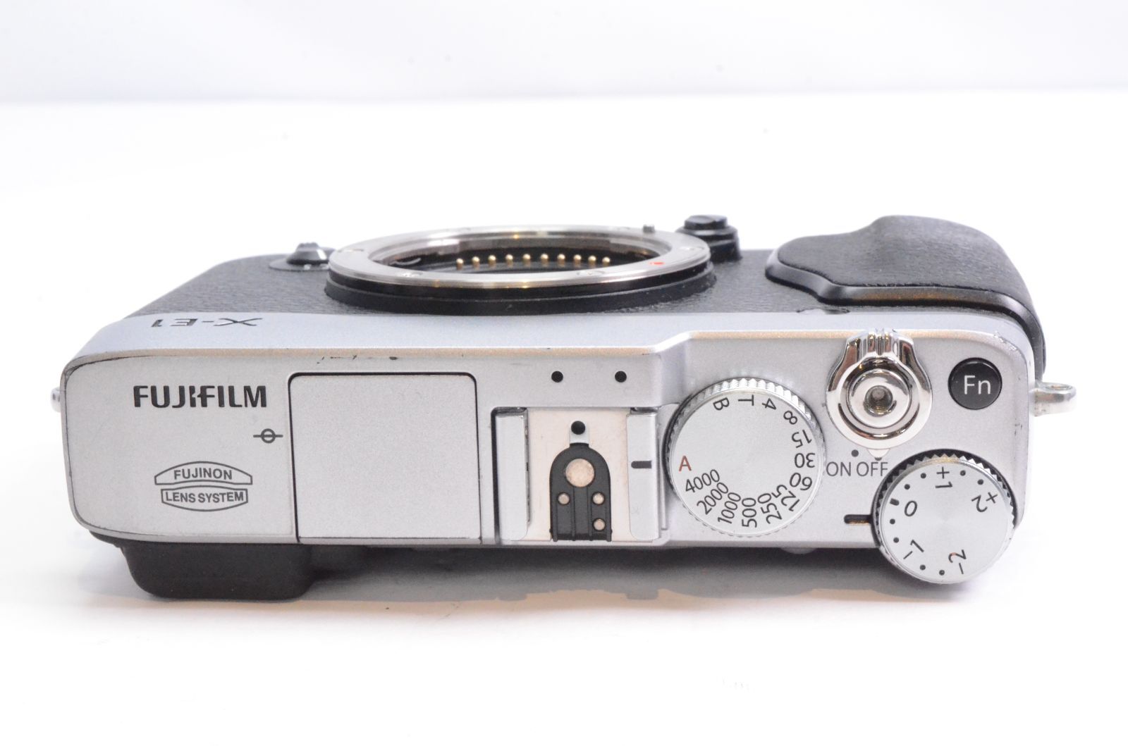FUJIFILM 富士フイルム X-E1 シルバー ボディ 　動作確認済み FUJIFILM 富士フイルム X-E1 シルバー ボディ FUJIFILM フジフイルム X