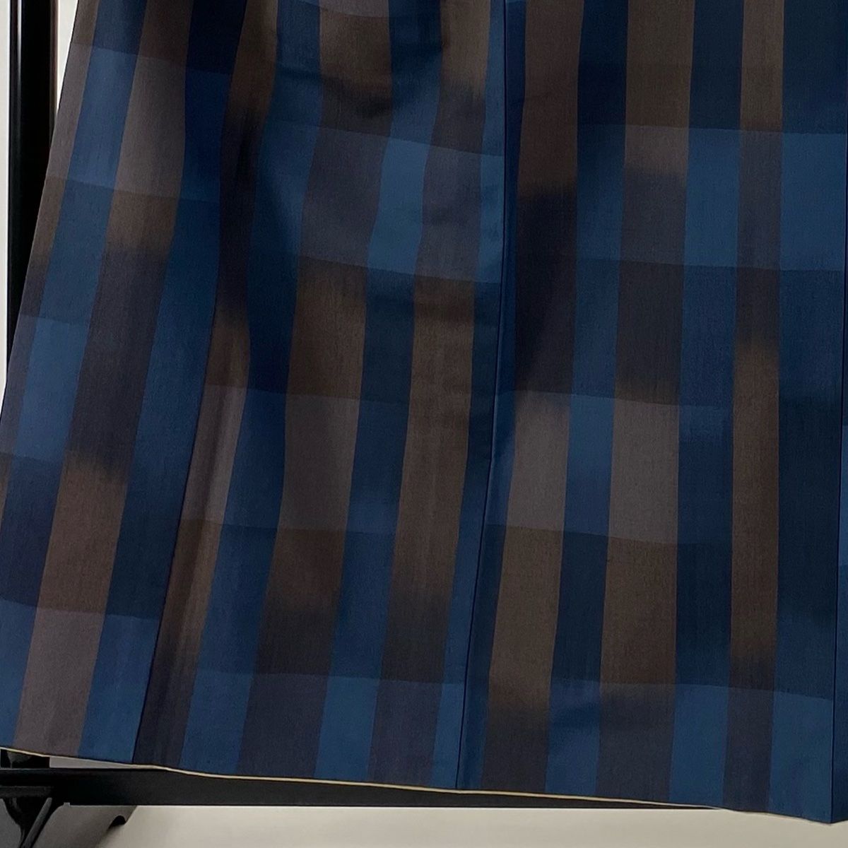 紬 身丈159cm 裄丈67cm M 袷 格子 藍色 正絹 秀品
