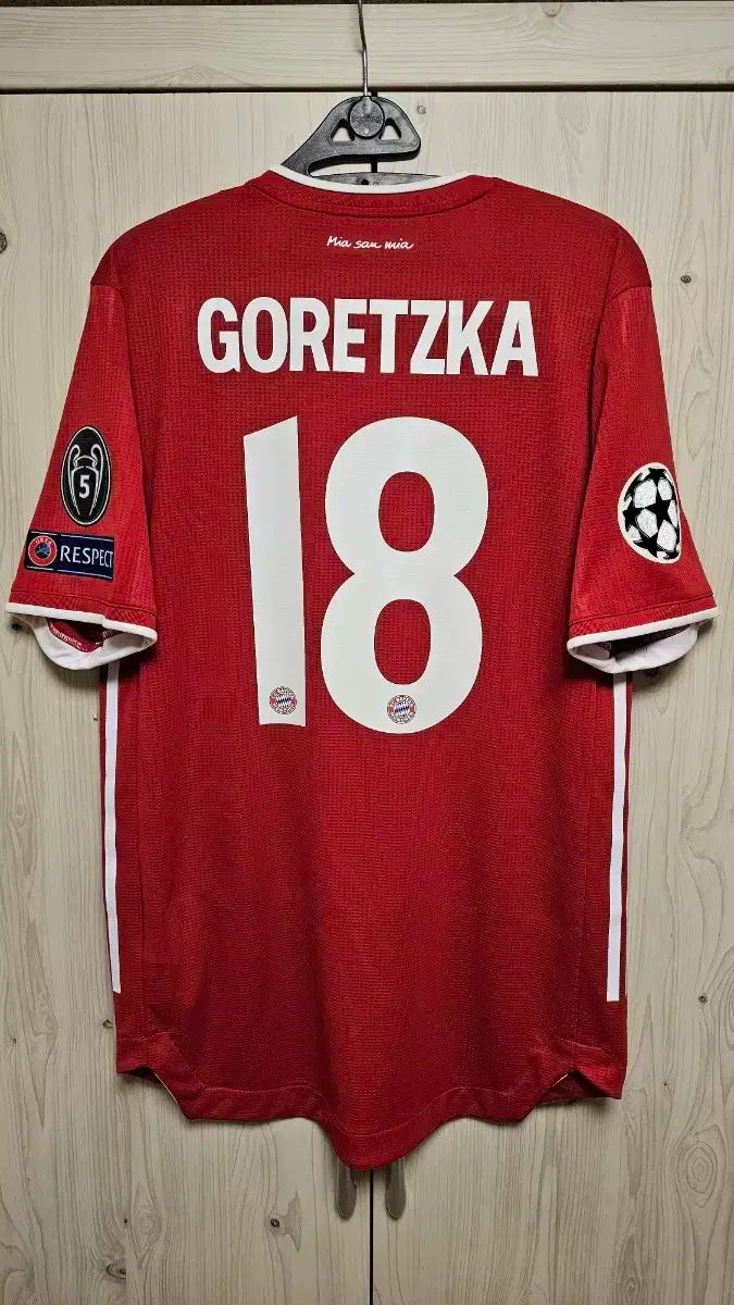 【ゴレツカ】バイエルンユニフォーム adidas バイエルンミュンヘン 22/23 ユニフォーム ホーム 半袖