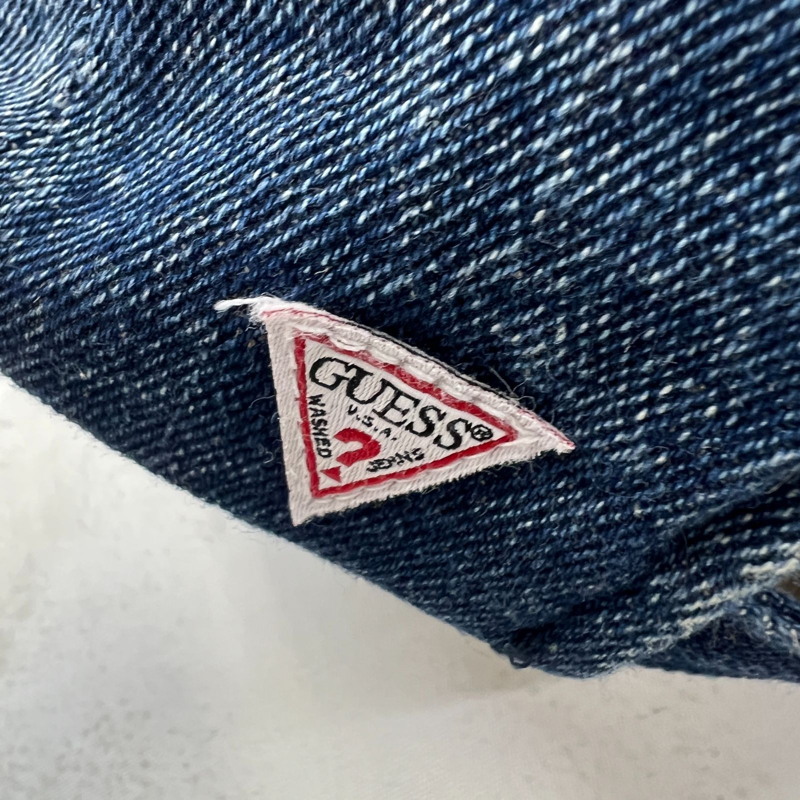GUESS JEANS ゲス ジーンズ デニムキャップ フロントロゴ 刺繍 GUESS JEANS ゲス ジーンズ デニムキャップ フロントロゴ 刺繍