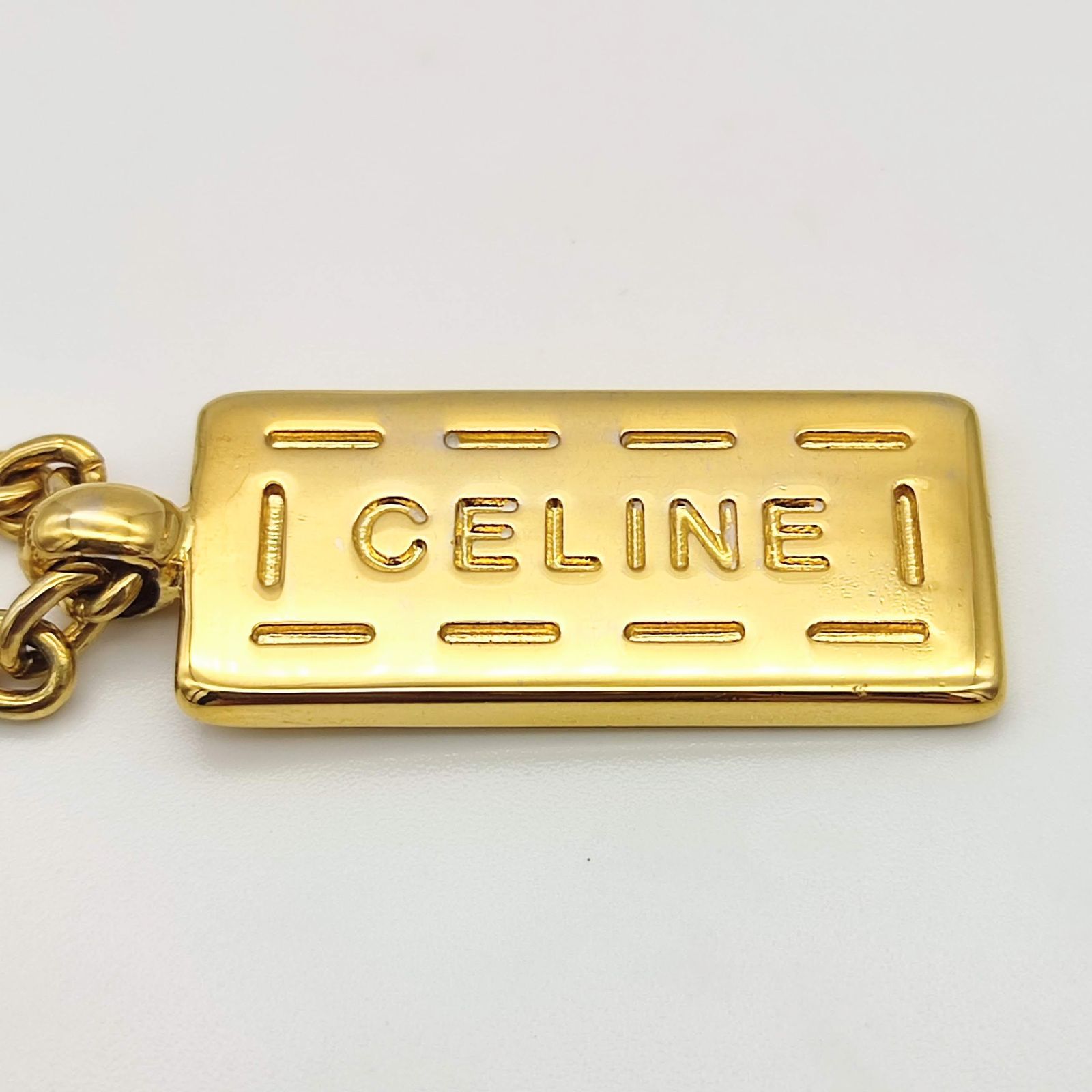 【超美品】CELINE　セリーヌ　キーホルダー　バッグチャーム　ロゴ　スクエア