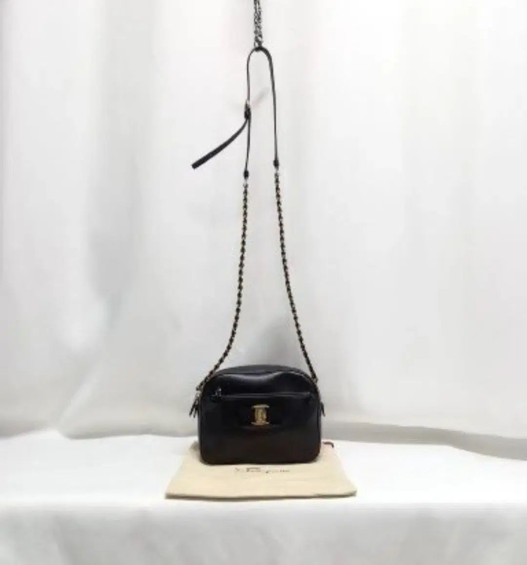 Ferragamo フェラガモ ferragamo リディア クロスバッグ
