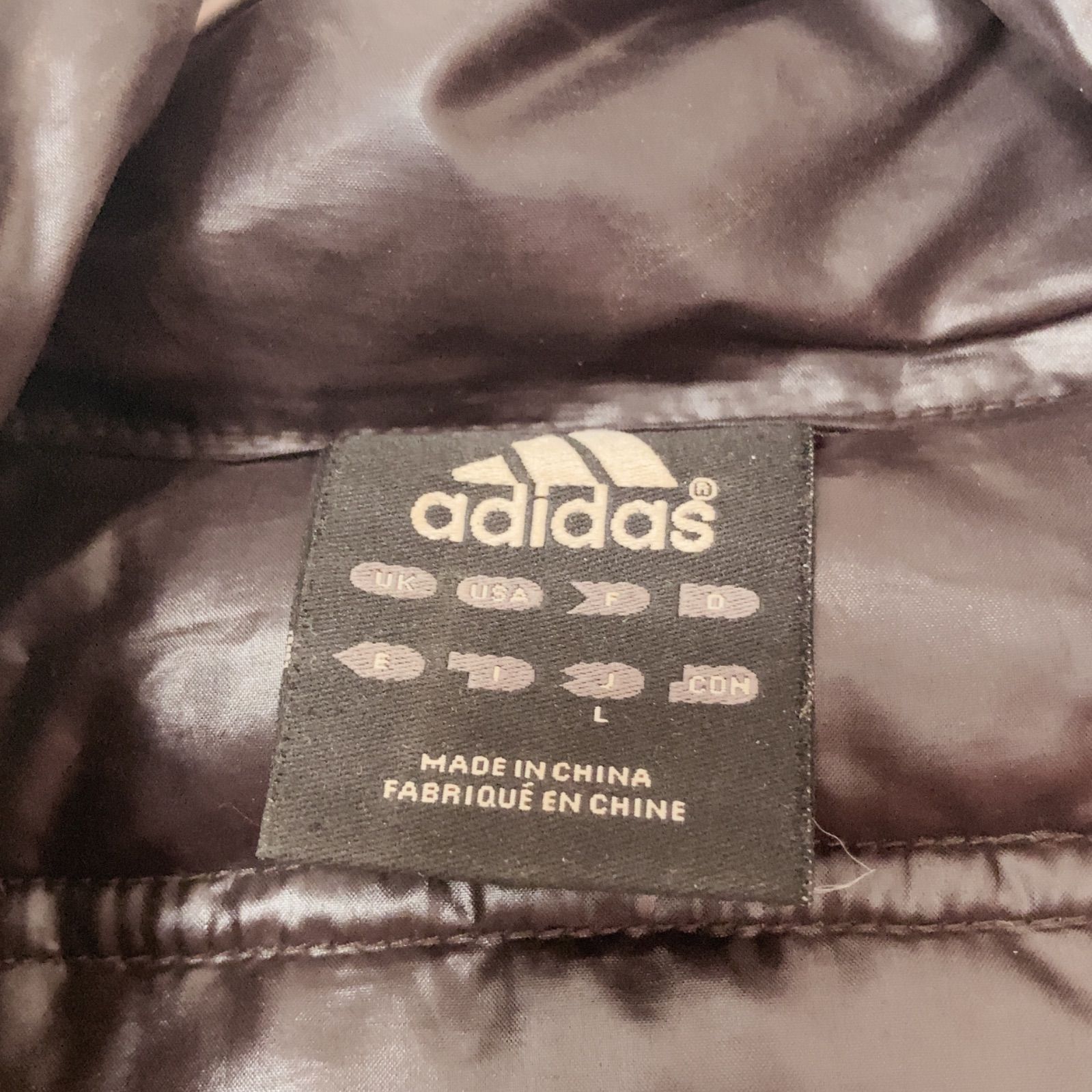 vintage adidas ナイロンブルゾン　ビーズ　y2k ファー vintage adidas ナイロンブルゾン ビーズ y2k ファー vintage