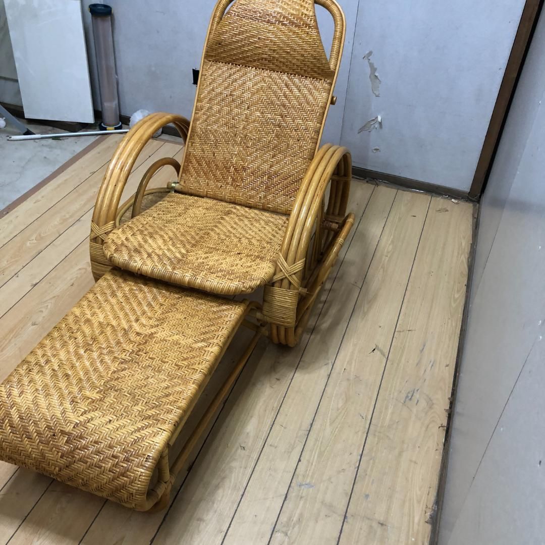 ビンテージ古家具◾️籐ラタン製 肘掛け付き 座椅子 ラタン家具 ナチュラル天然素材 ビンテージ古家具◾️籐ラタン製 肘掛け付き 座椅子 ラタン家具
