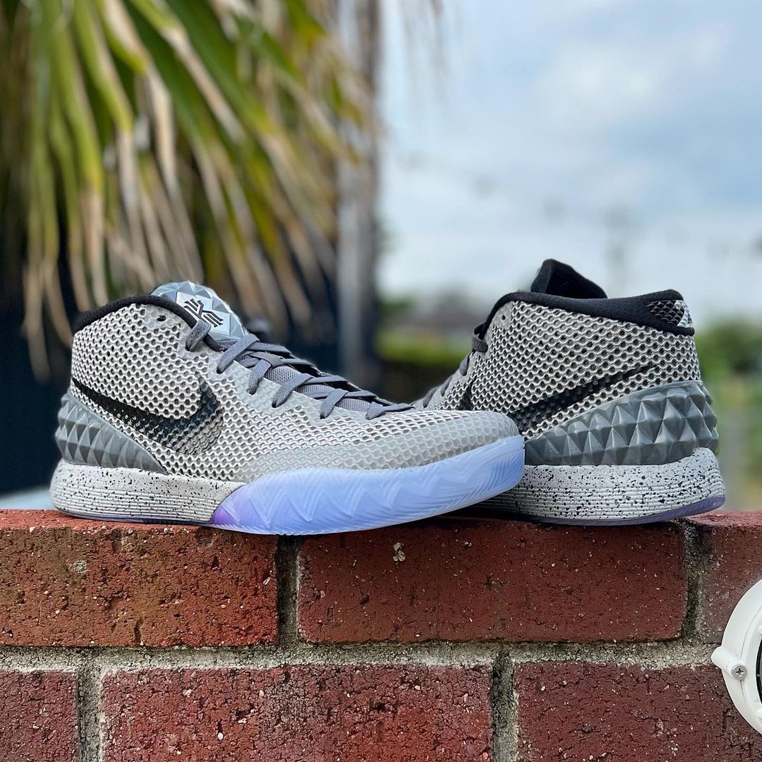 KYRIE 1