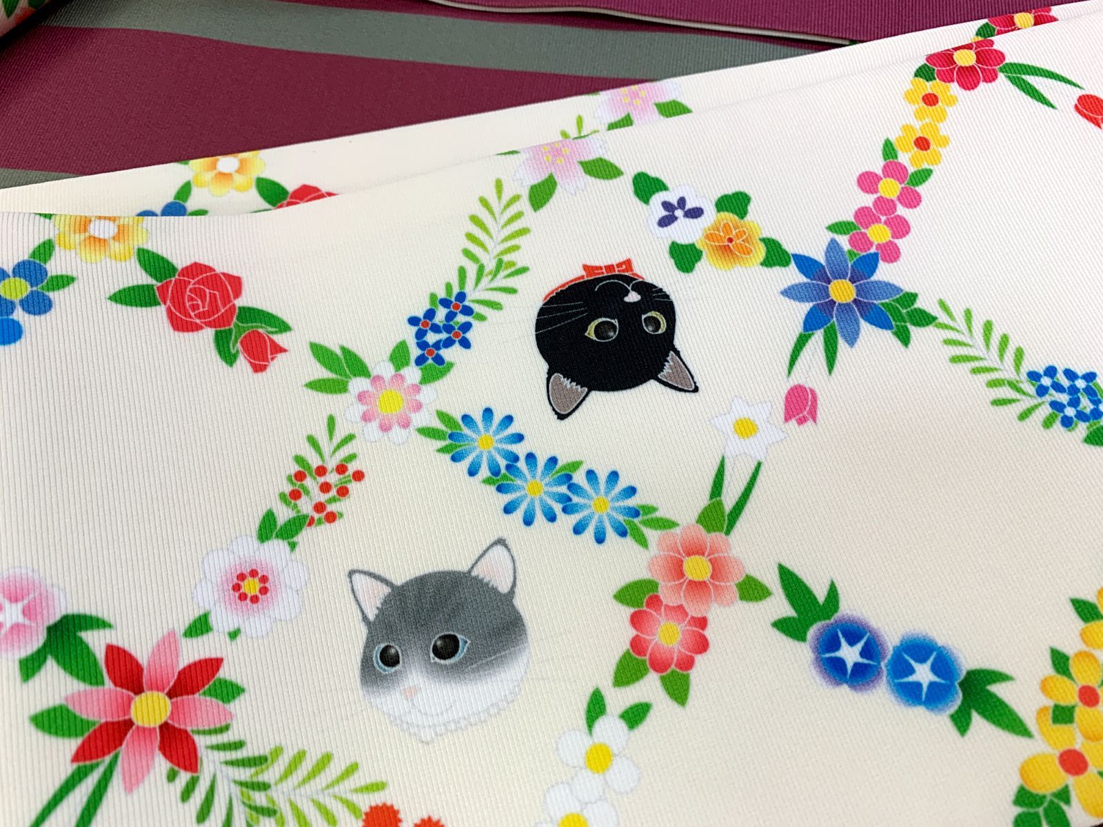 花格子にねこ２