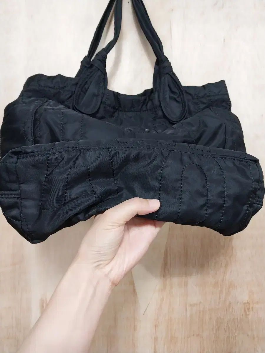 Marc Jacobs(マーク ジェイコブス) ブラック キルティング トート