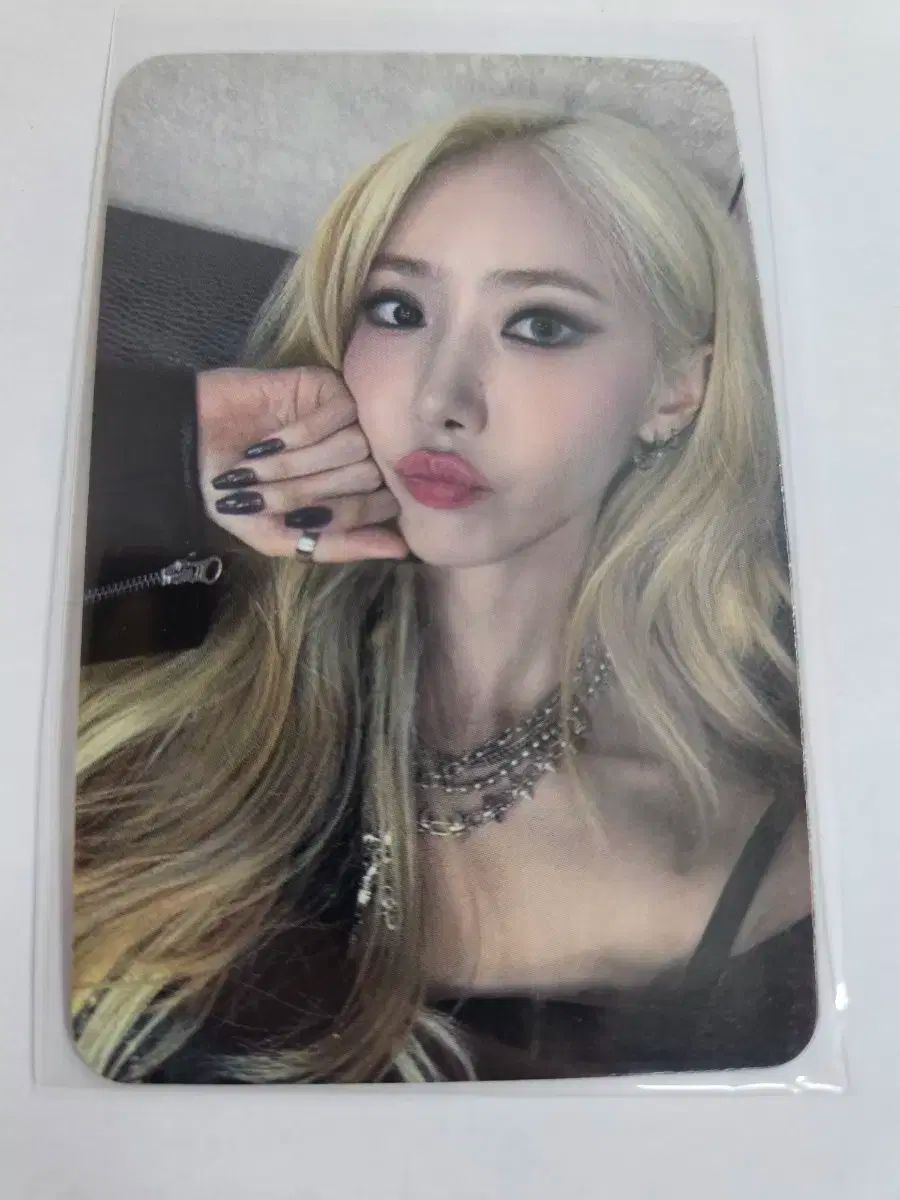 VIVIZ VarioUS サノク トレカ シンビ Amazon.co.jp: VIVIZ シンビ トレカ GFRIEND DailyDuck : おもちゃ