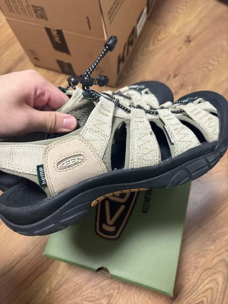  285 KEEN キーン GRAMICCI グラミチ ニューポート サンダル サンダル