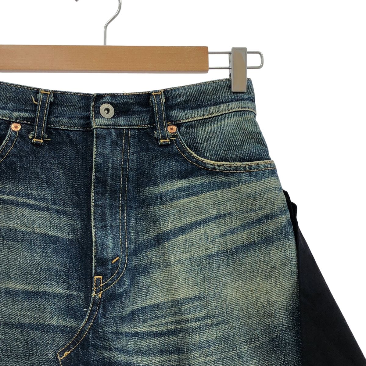 JUNYA WATANABE COMME des GARCONS | ジュンヤワタナベ | 2012SS | 異素材 切替 再構築 バックドッキング レザーパッチ セルビッチ デニム スカート | S | インディゴ|ダークネイビー | レディース