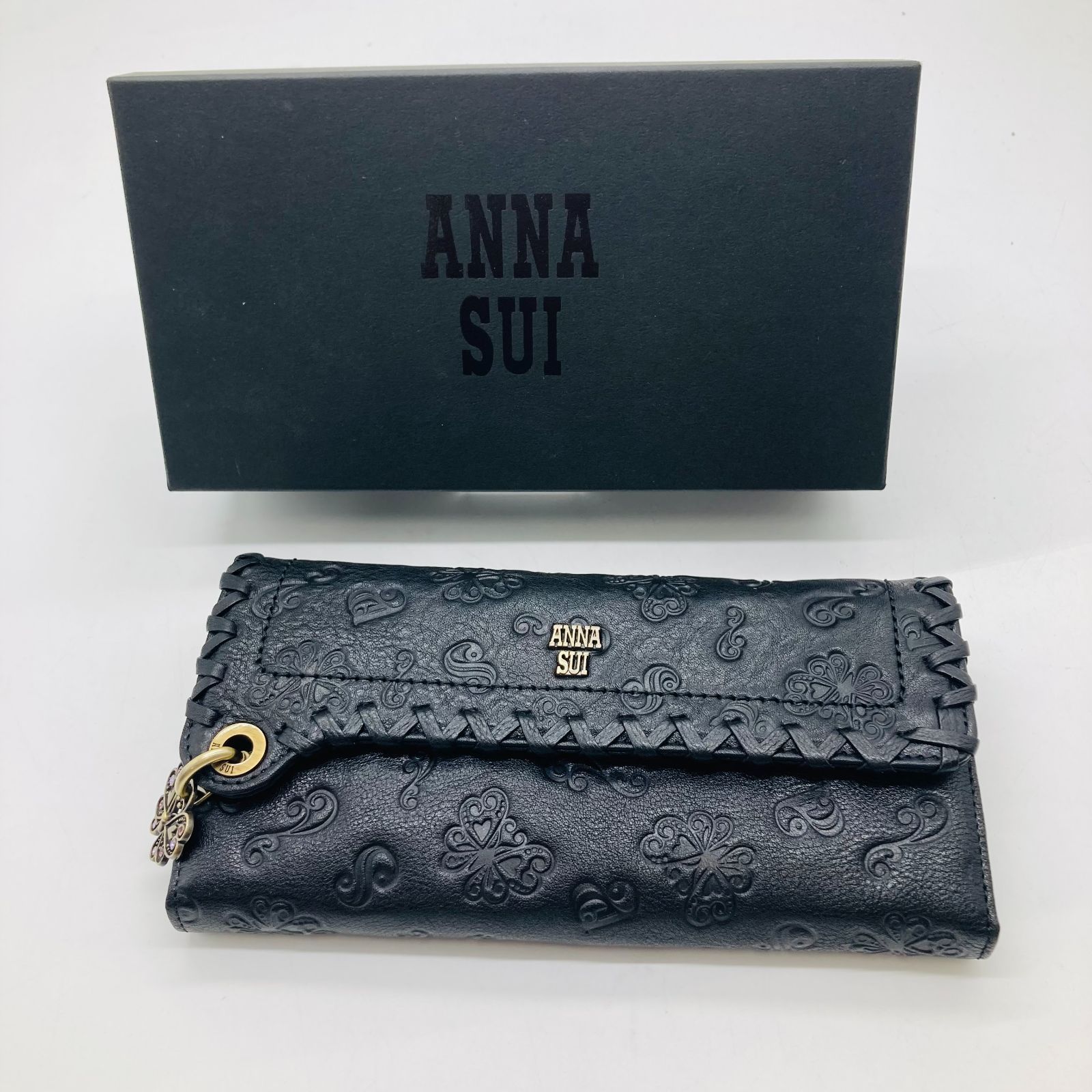 定番入荷 未使用に近い ANNA SUI アナスイ 薔薇の長財布 チャーム付き