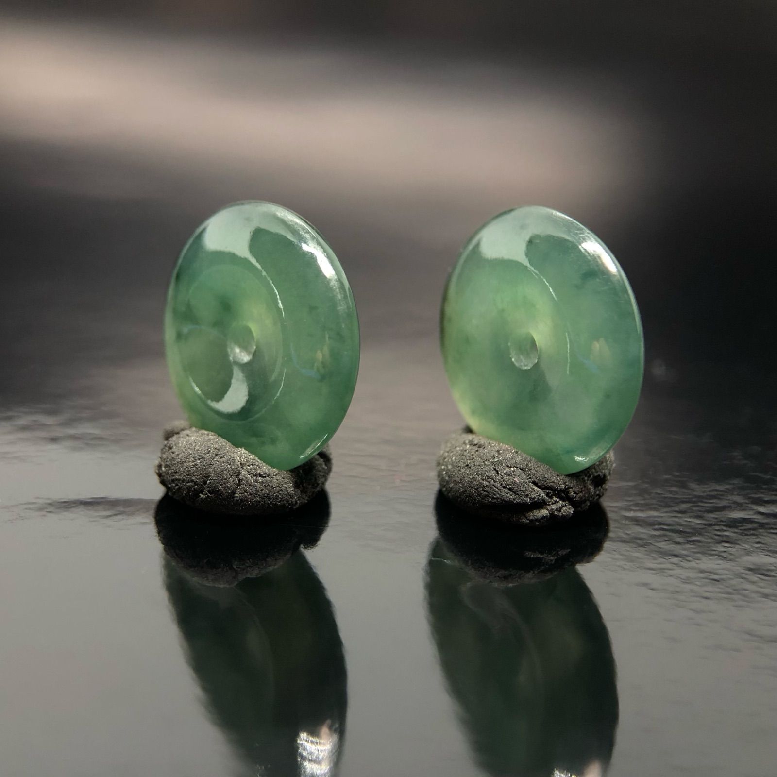 [P100-012] 翡翠　ピアス　天然石　ミャンマー産　s925 氷翡翠 P100-012] 翡翠 ピアス 天然石 ミャンマー産 s925 氷翡翠