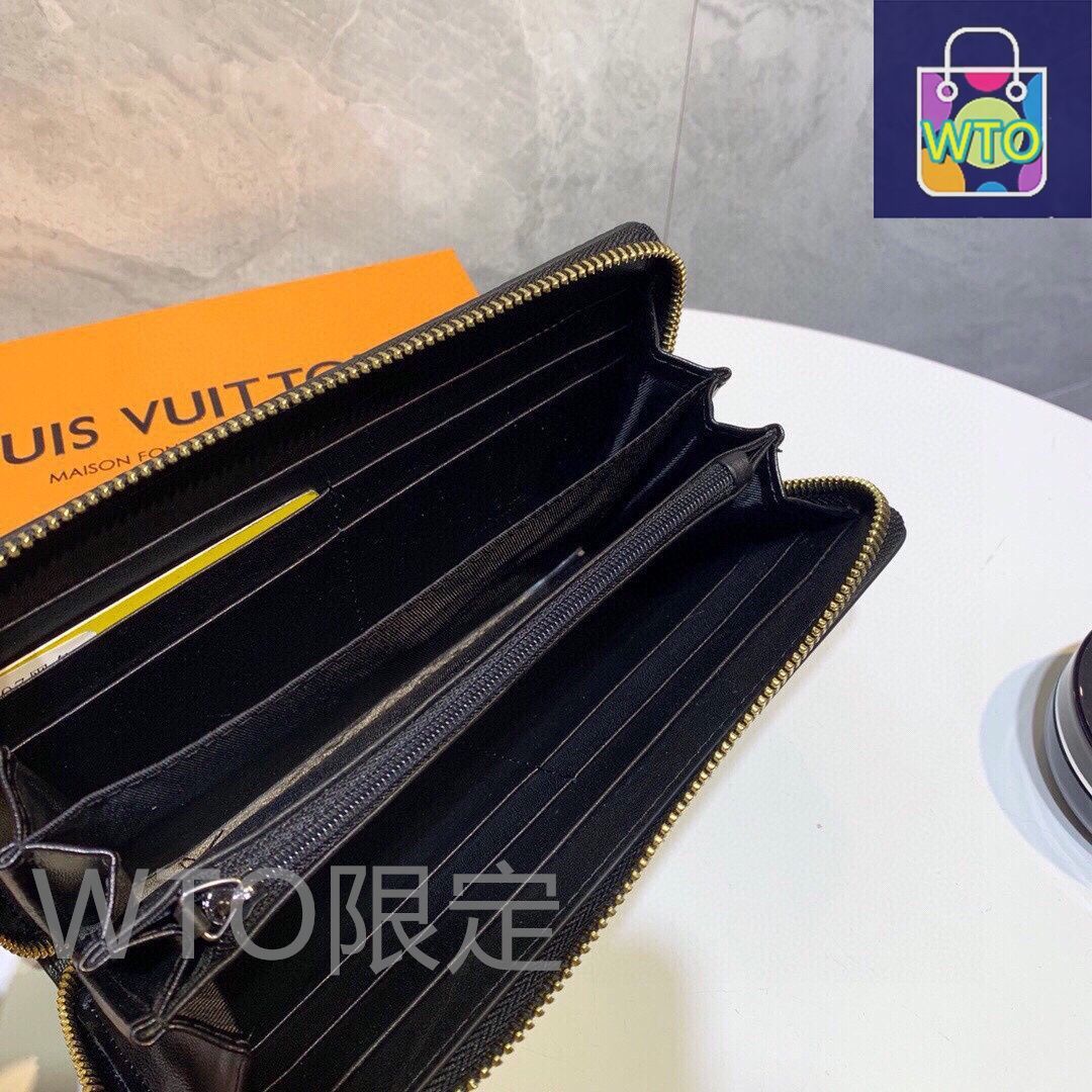 Louis Vuitton】今日特価！黒色 19x10cm 牛皮圧花ポーチ 送料