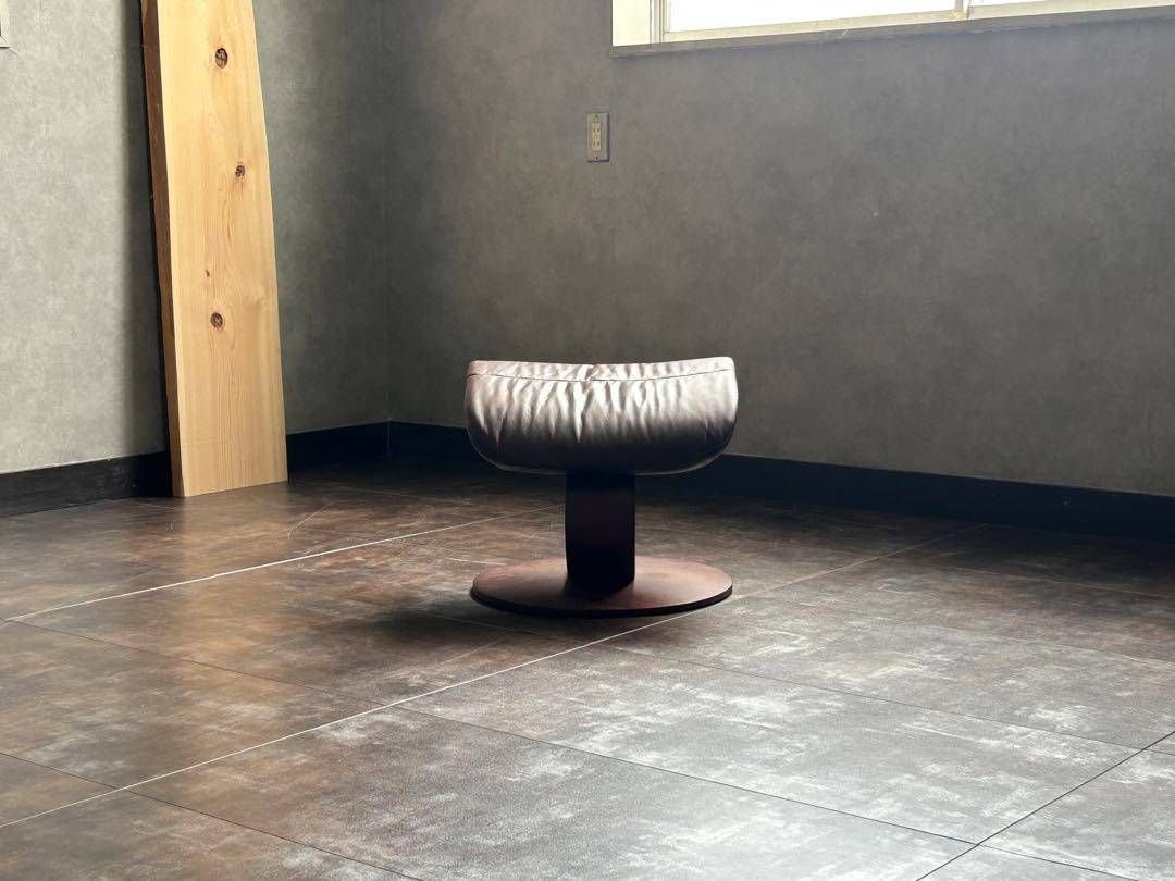 Hjellegjerde　イエリアーダ　リクライニング　パーソナルソファ　YZ Hjellegjerde イエリアーダ リクライニング パーソナルソファ YZ