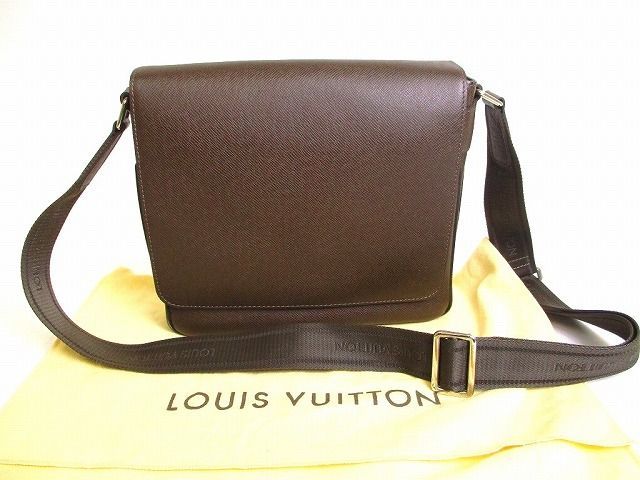 ルイヴィトン LOUIS VUITTON タイガ ロマンPM ショルダーバッグ 斜め掛けバッグ メッセンジャーバッグ メンズ 【希少】 【未使用保管品】  - メルカリ