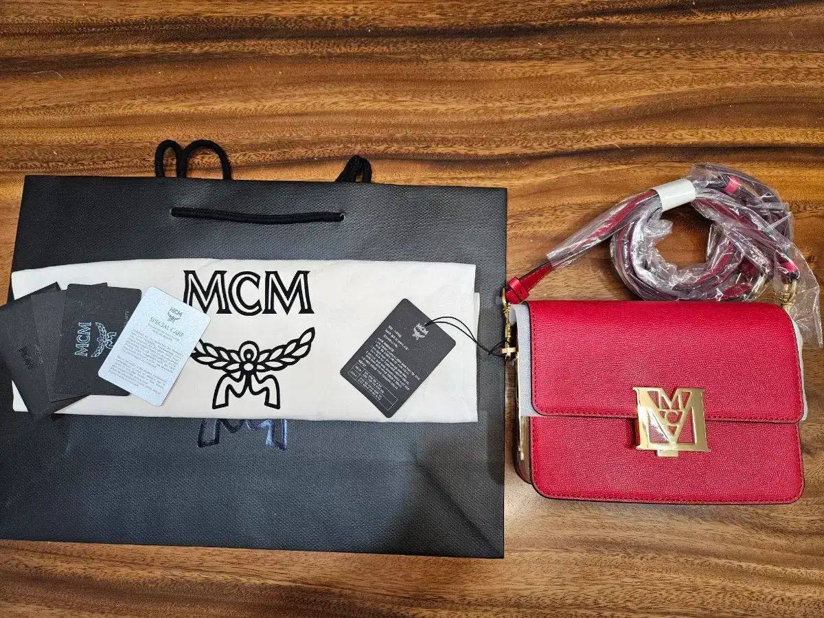MCM クロスバック製品