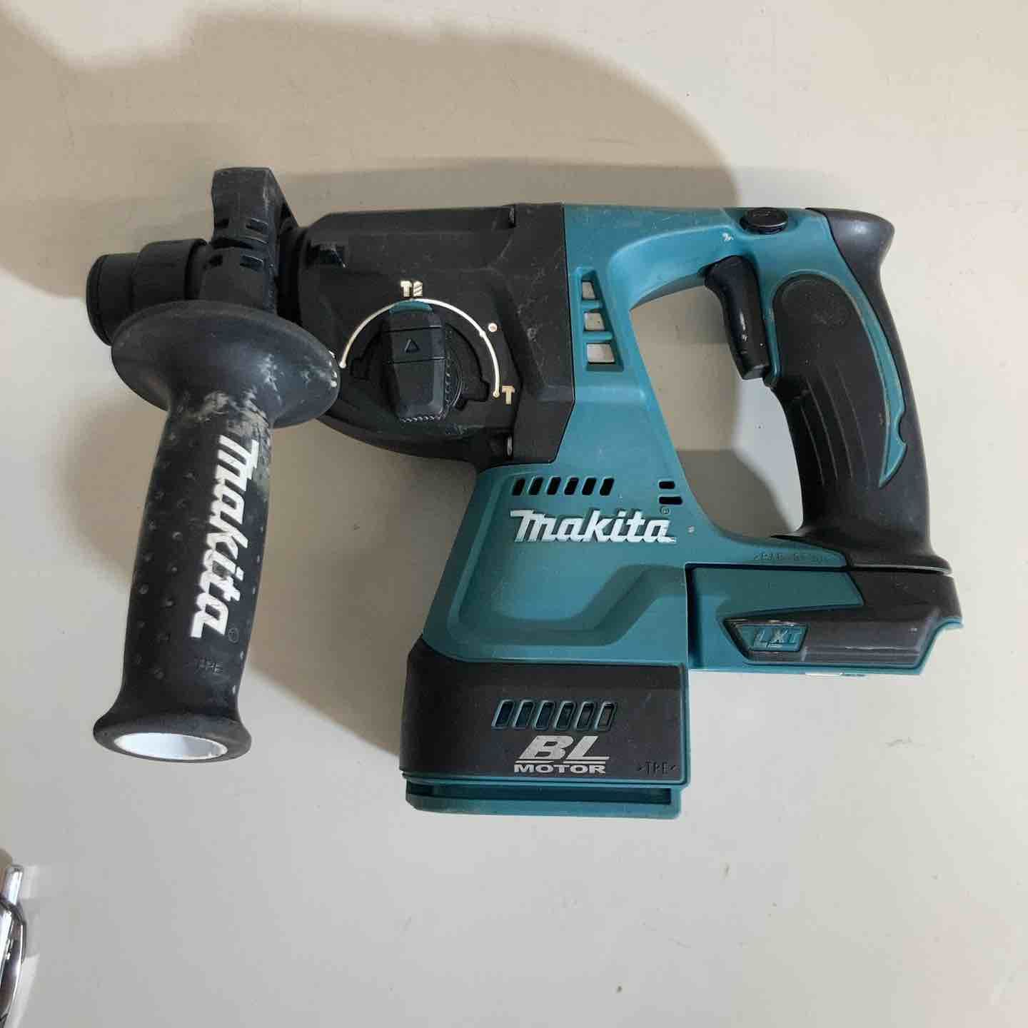 マキタ makita 24mmコードレスハンマドリル 本体 ケースのみ HR244DZK 戸田店