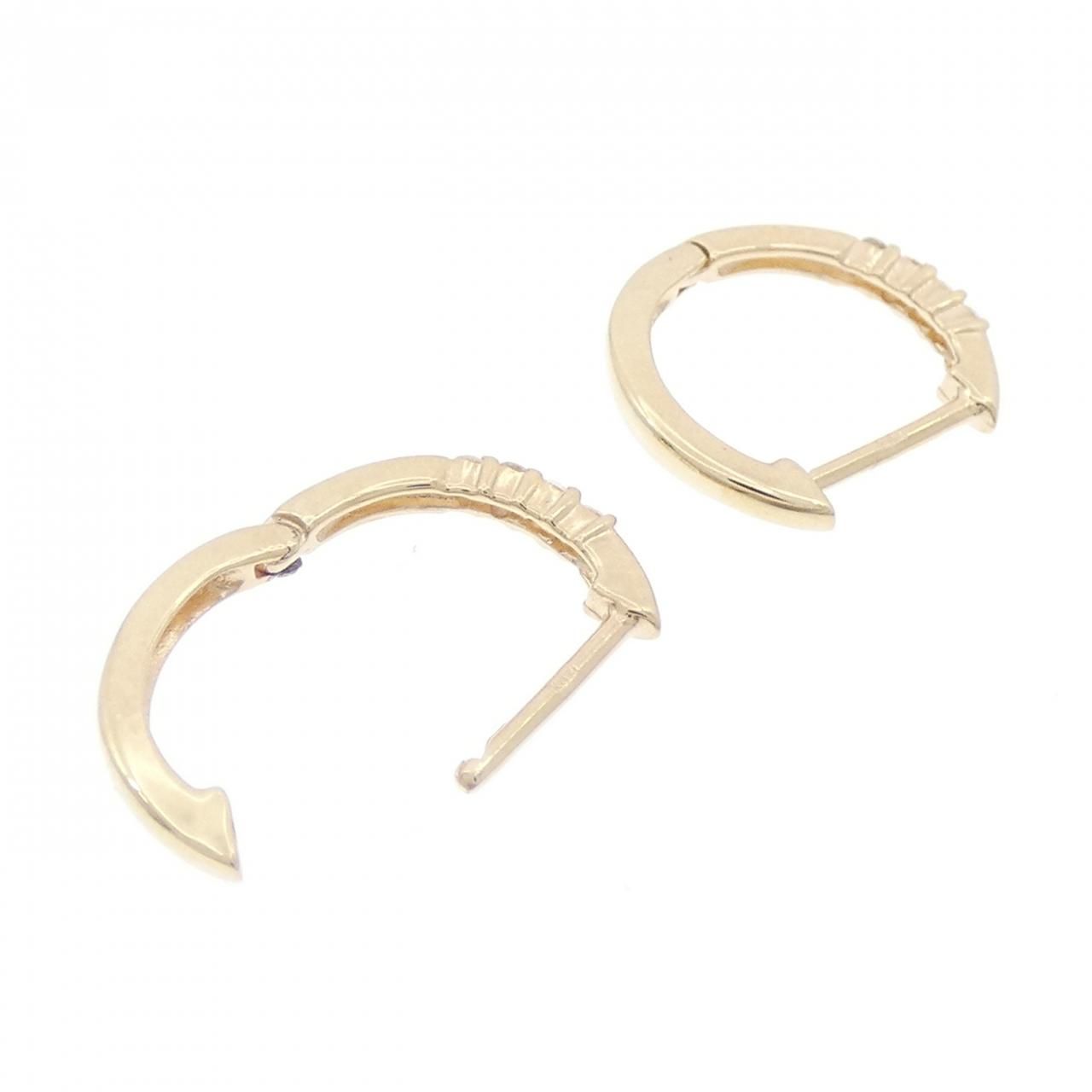 ピアス 0.06CT