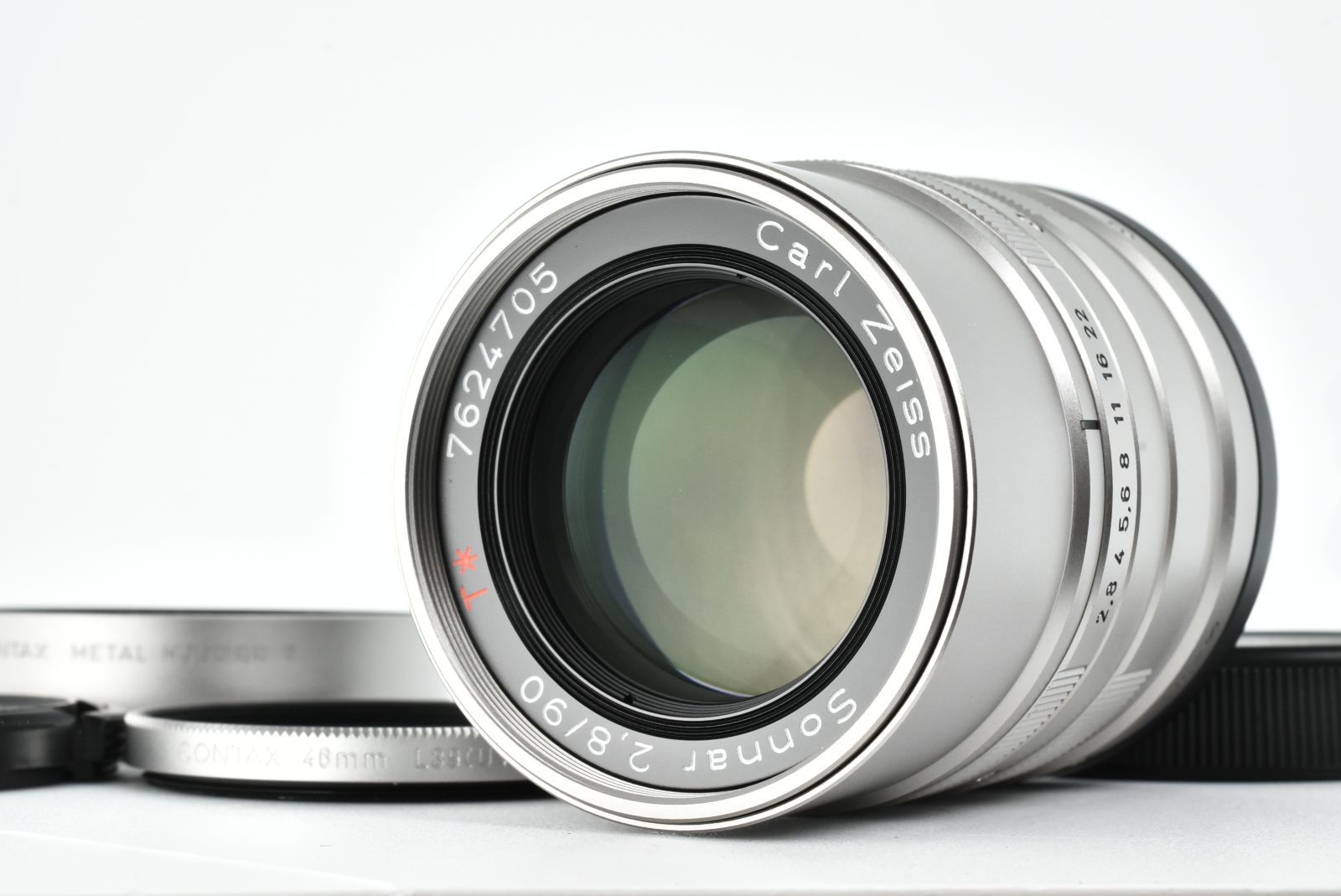 ショップ 【美品】CONTAX G Zeiss Sonnar 90mm f/2.8 T* Lens Chrome