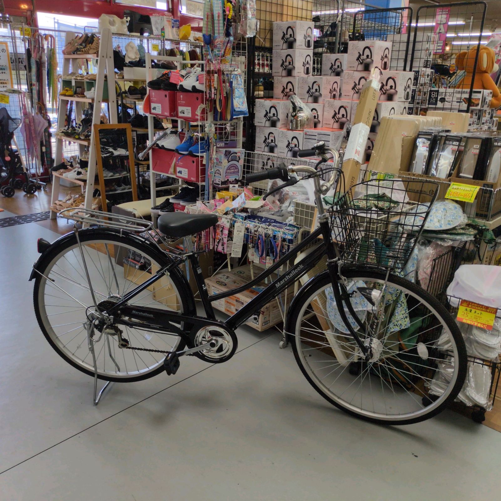 J547 ★比較的キレイ★普通自転車★Marshalleek ★6段★LEDオート★27インチ J547 ☆比較的キレイ☆普通自転車☆Marshalleek ☆6段☆LEDオート☆27