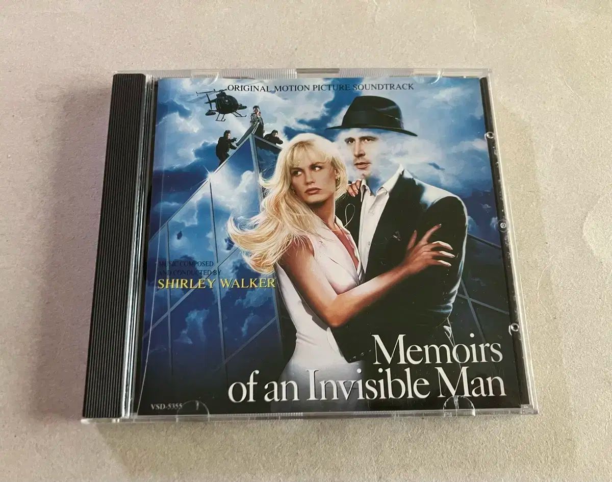 ジョン カーペンター ディレクターズ 映画 インビジブル マン 愛情深い OST シャーリーウォーカー 映画音楽 CD