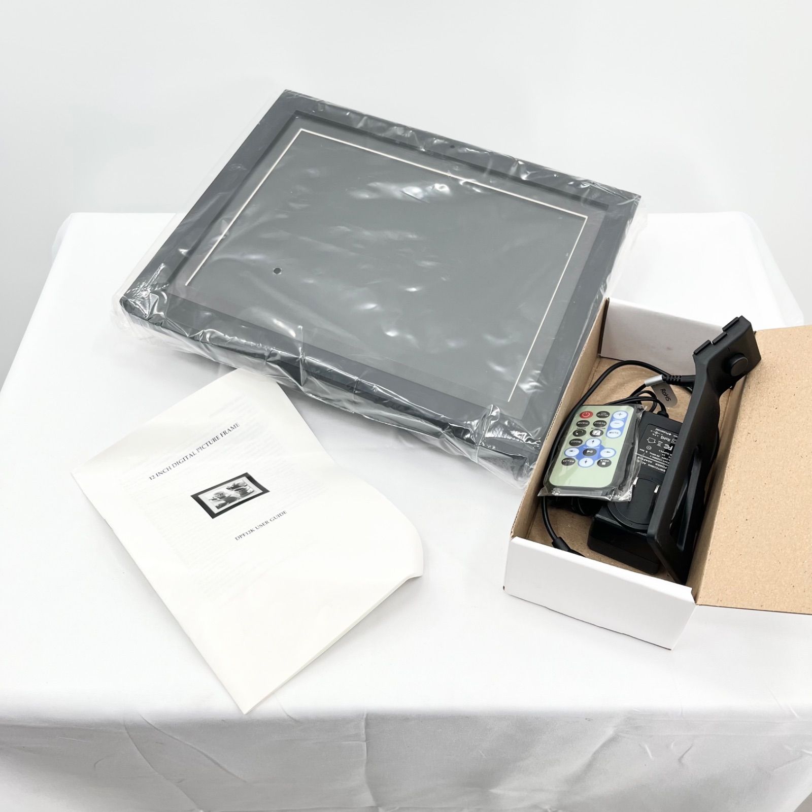 ELECOM デジタルフォトフレーム “LA MAISON DE MEMOIRE デジタルフォト