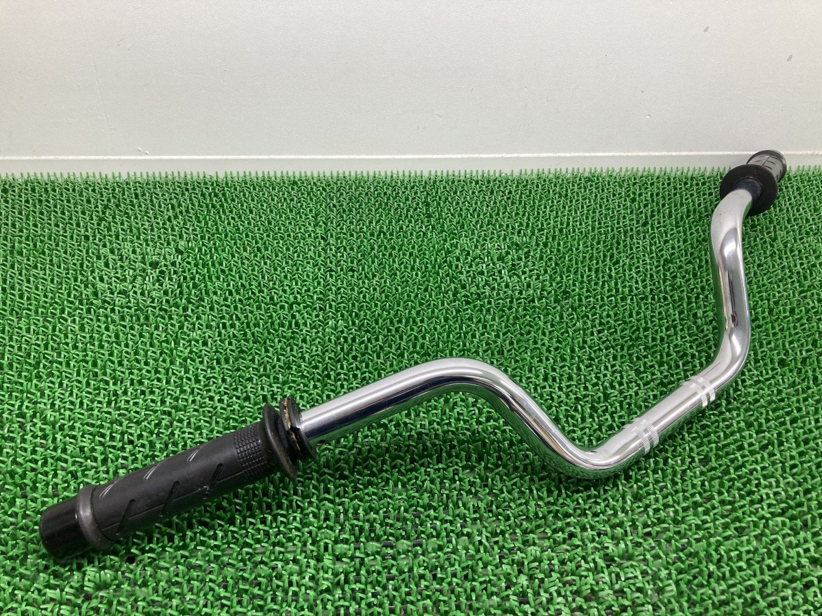 PCX125 PCX150 ハンドル PCX125/PCX160 ホンダ 純正 バイク 部品 JF56 KF18 幅670mm バーエンド グリップ 曲がり無し 【】 24