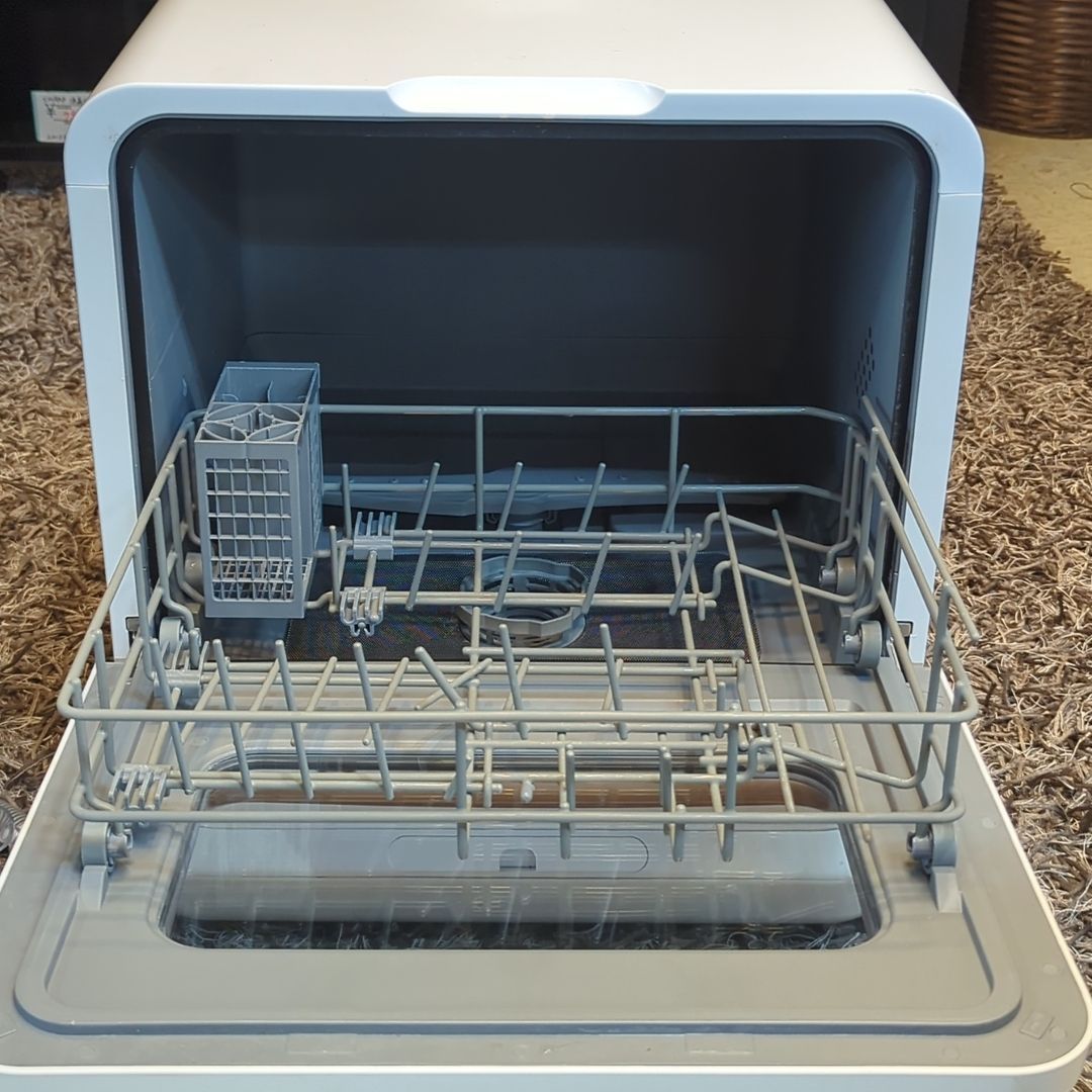 美品】MAXZEN 食器洗い乾燥機 食洗機 2022年製 家庭用 高年式 美品】MAXZEN 食器洗い乾燥機 食洗機 2022年製 家庭用 高年式