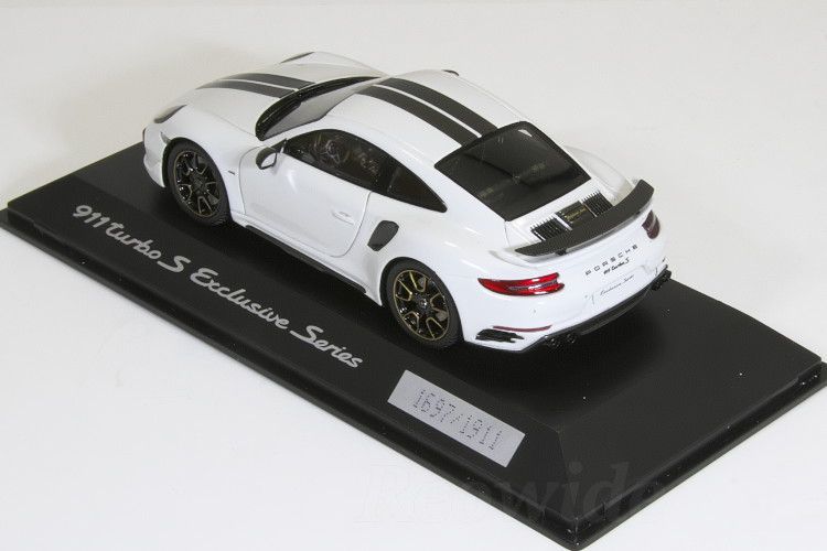 ポルシェ 911 ターボ S 限定品（1911台）スパーク ミニカー