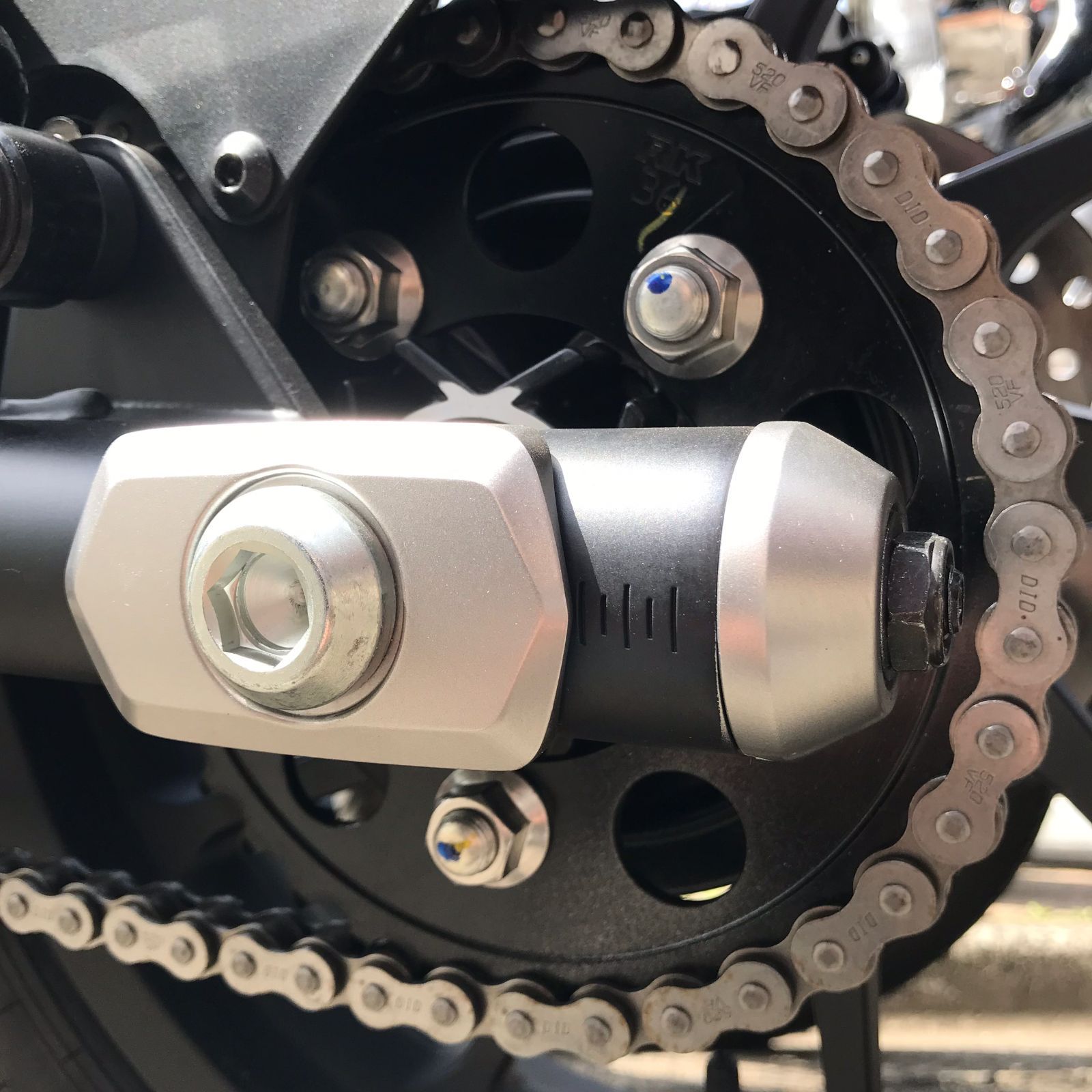 ステンレス製 SRV250 ルネッサ 4DN スプロケットナット 合計4個