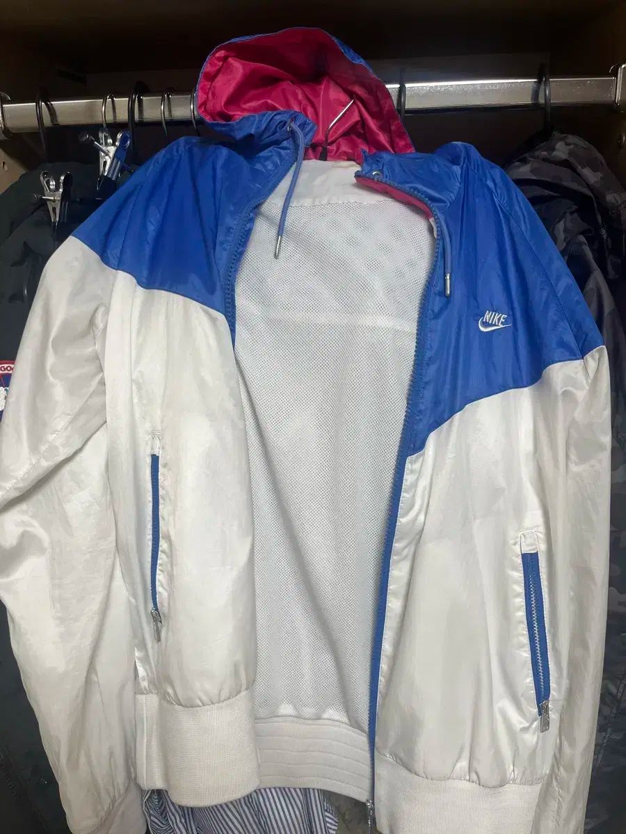 NIKE ナイキ フード ウィンドブレーカー